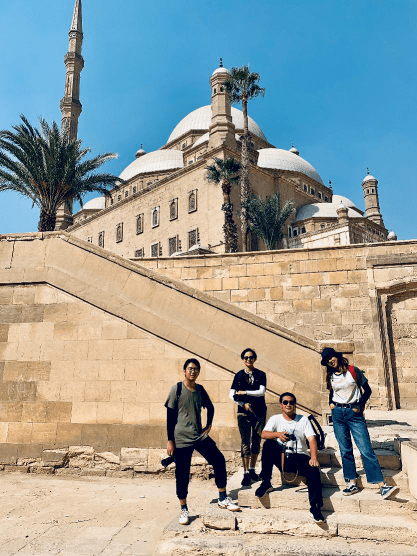 非洲团队队员强力联手一举摘取冠军花环的简单介绍