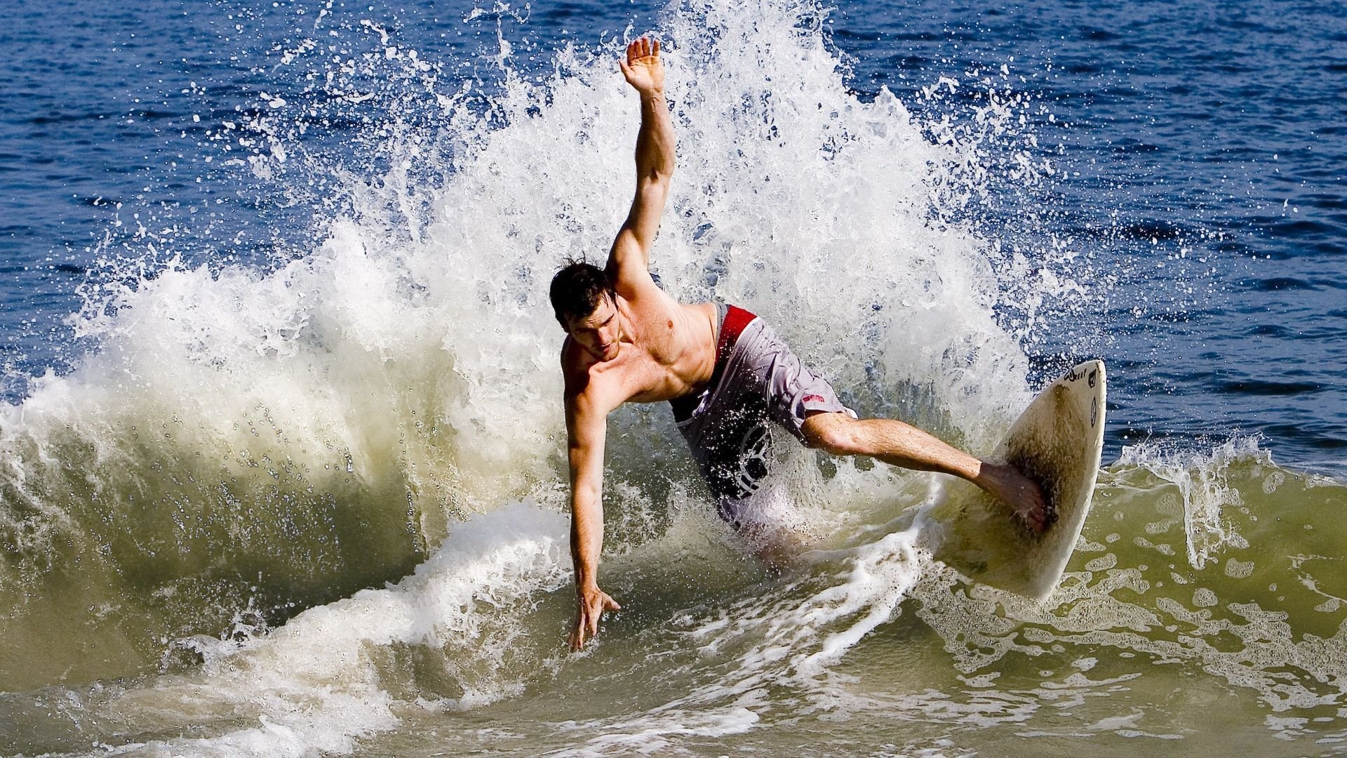 舞台越大越强大,班凯罗率奇才爆冷深圳队,新星闪耀之夜